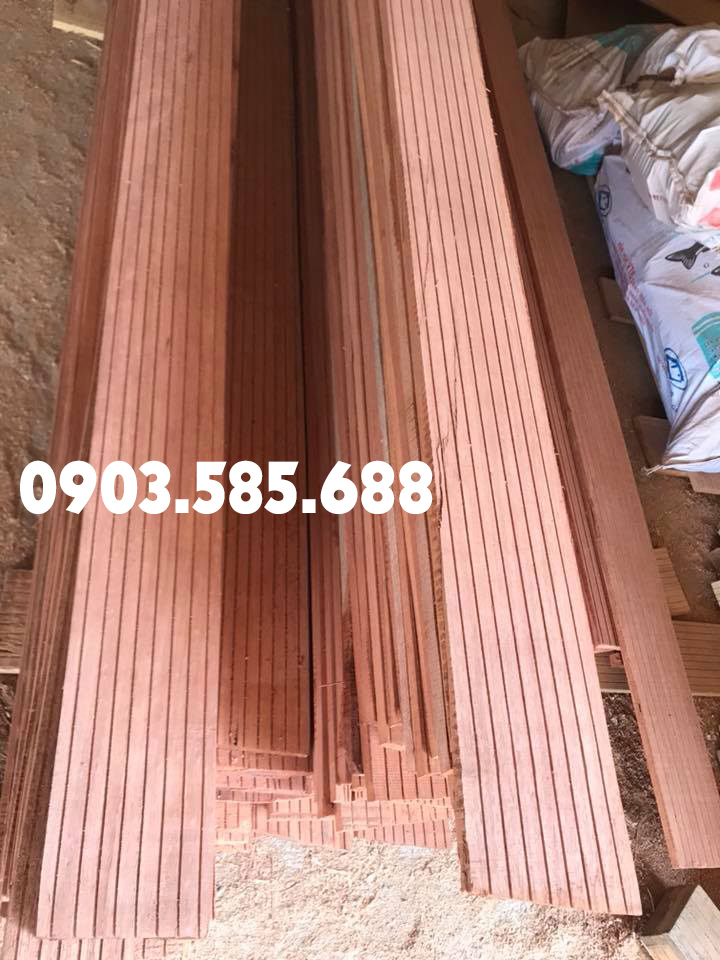 Meranti đỏ xẻ sấy trong nước